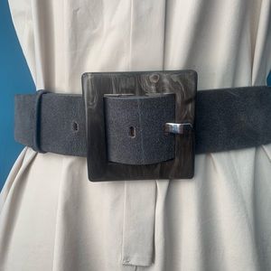 Alicia + Olivia square buckle belt size Small